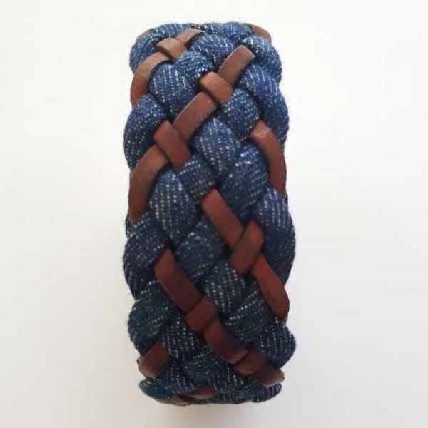 0.75 m&egrave;tre cuir tress&eacute; n&deg;29 35 mm