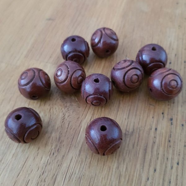 10 ronde kralen 18/18 mm N&deg;01