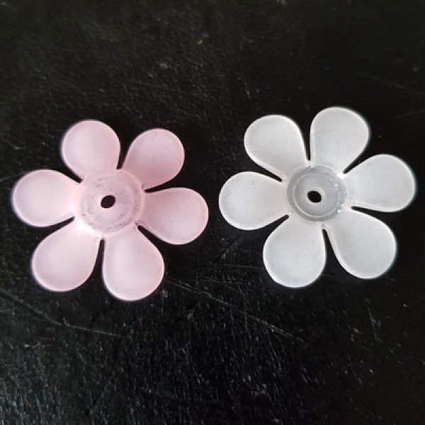 15 geassorteerde madeliefjes bloemen