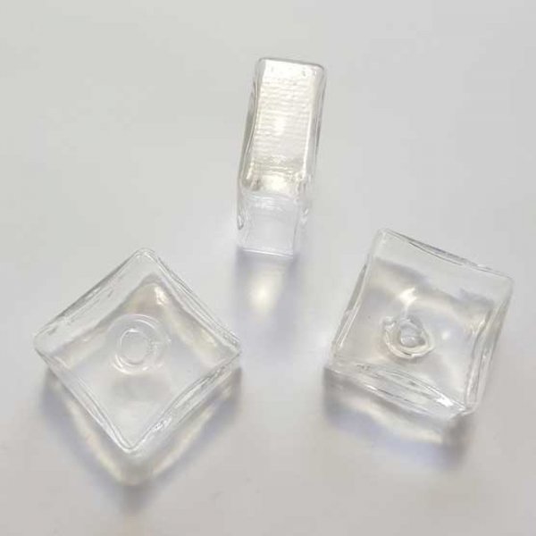 1 Boule en verre Carr&eacute; 25 mm 01 &agrave; remplir