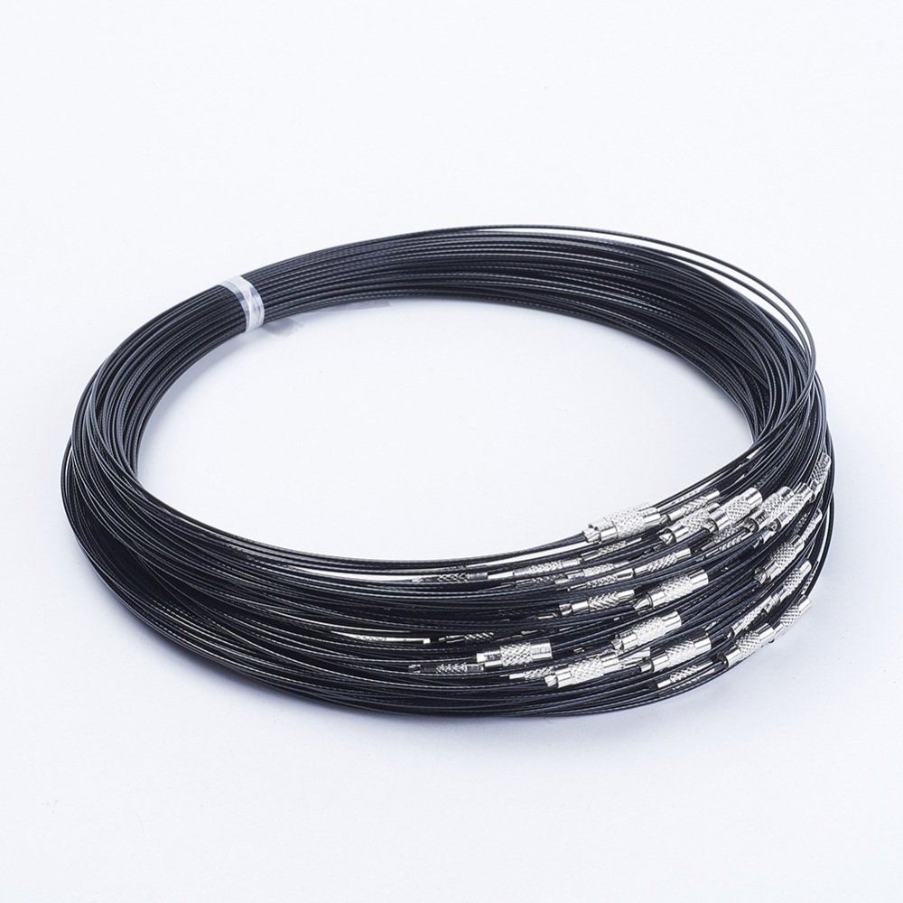 1 halsketting starre draad zwart slotje aan schroef N°01