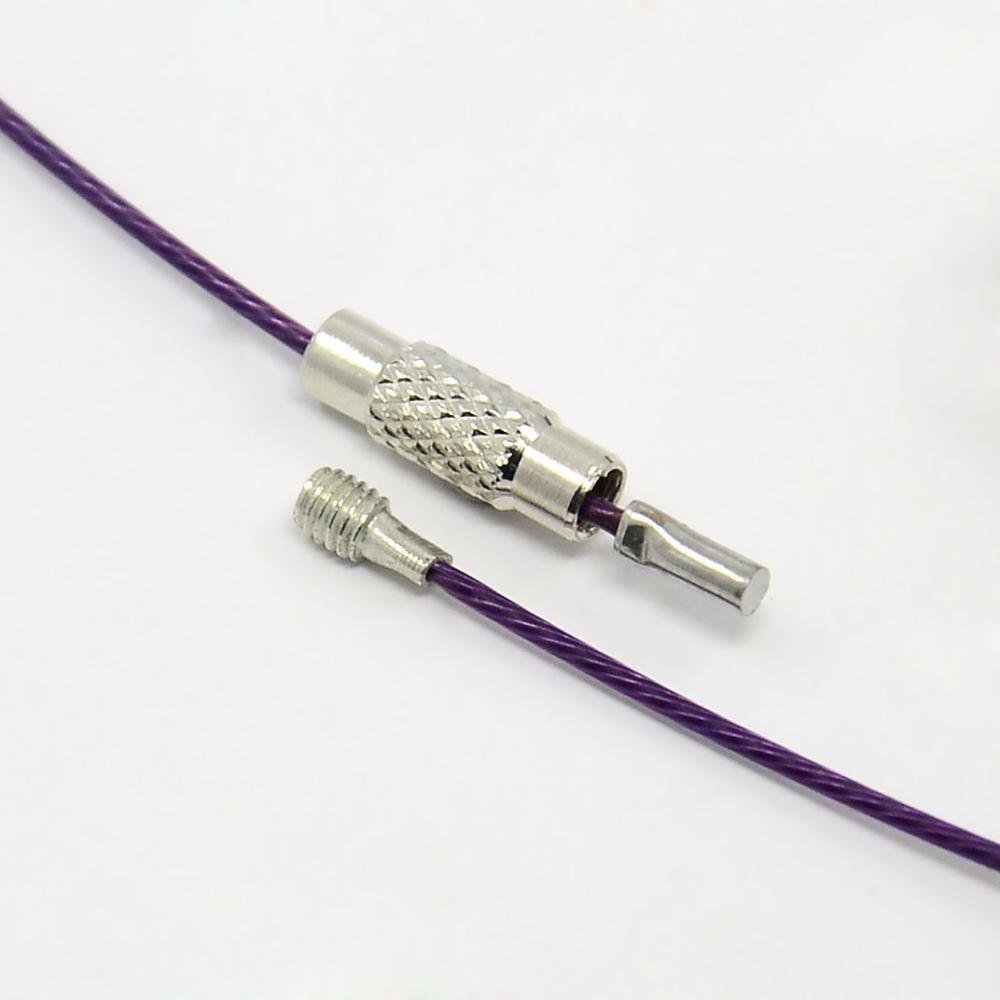 1 halsketting starre draad paarse schroefsluiting N°01