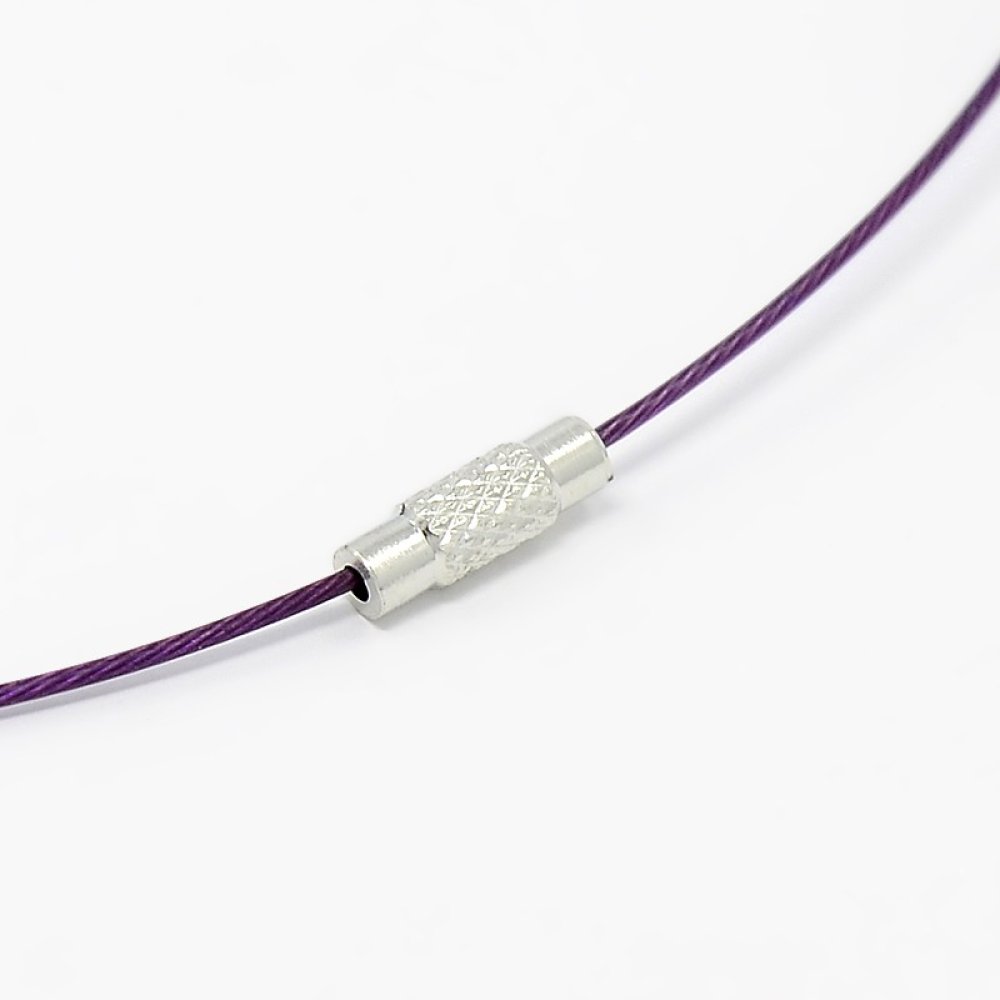 1 halsketting starre draad paarse schroefsluiting N°01
