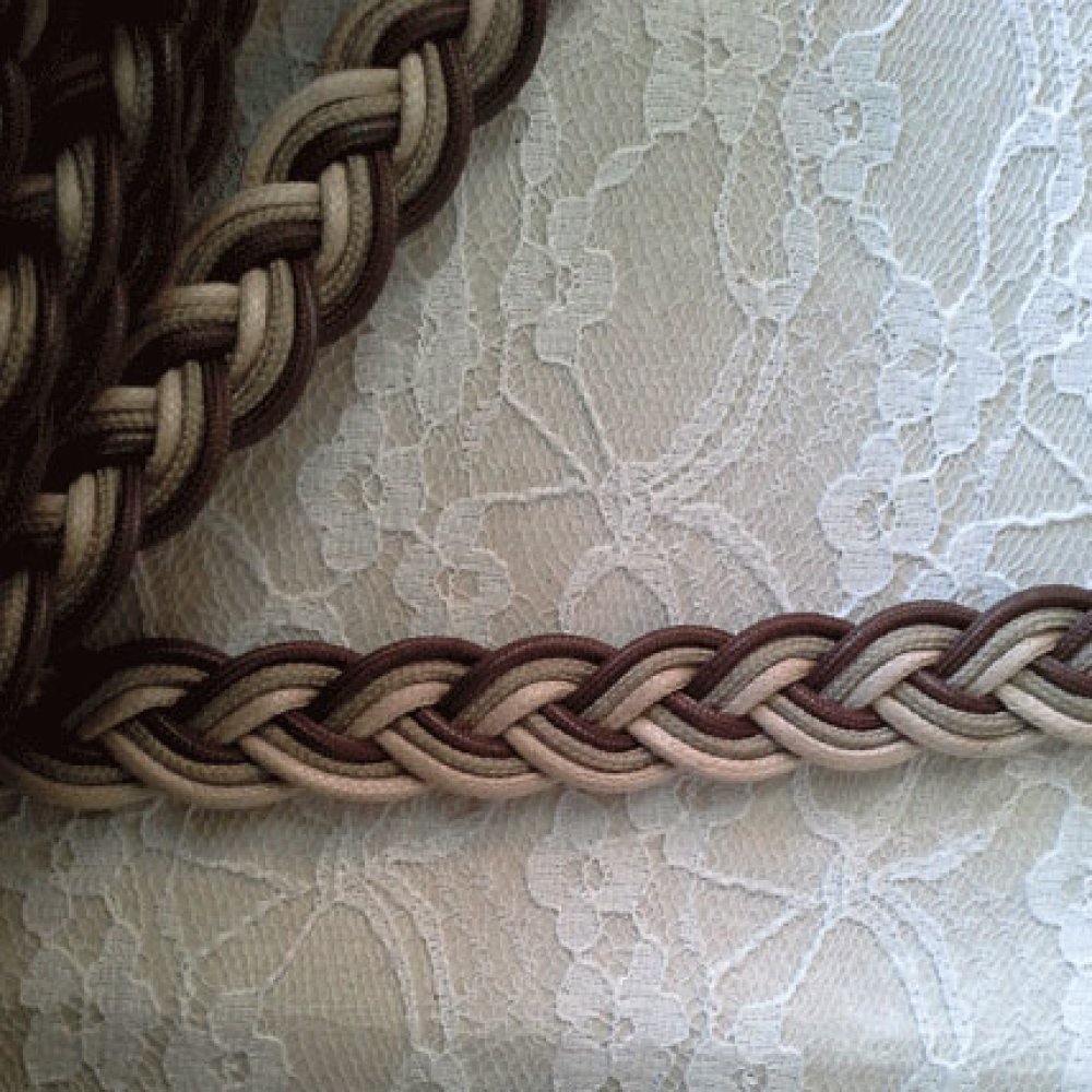 1 meter gevlochten gewaxte vlecht 20 mm N°02