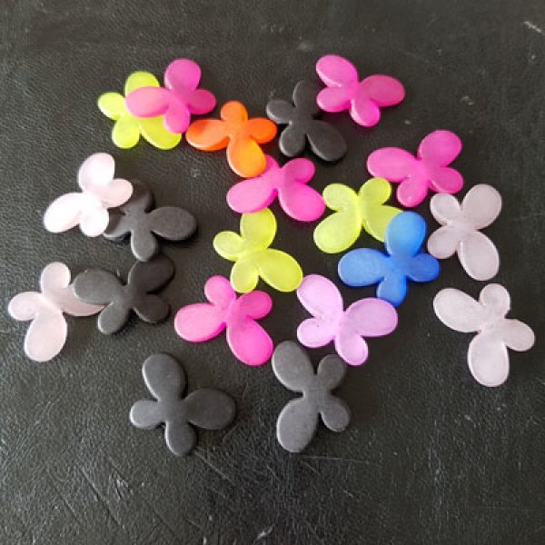 20 Lucite Vlinders Klein Assorti