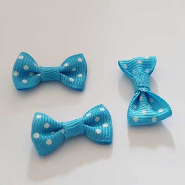 4 N&oelig;uds tissus lot N&deg;17