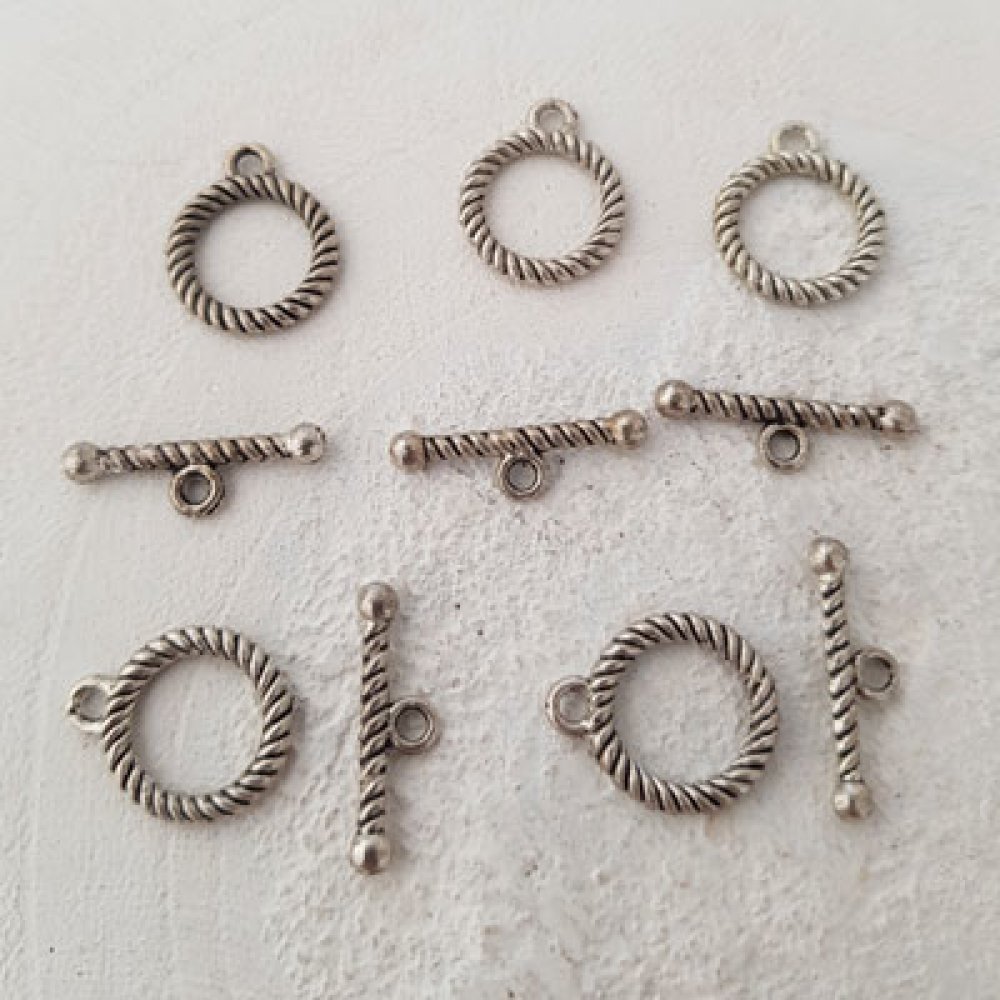 5 Knevelsluitingen Rond Patroon Zilver N°04