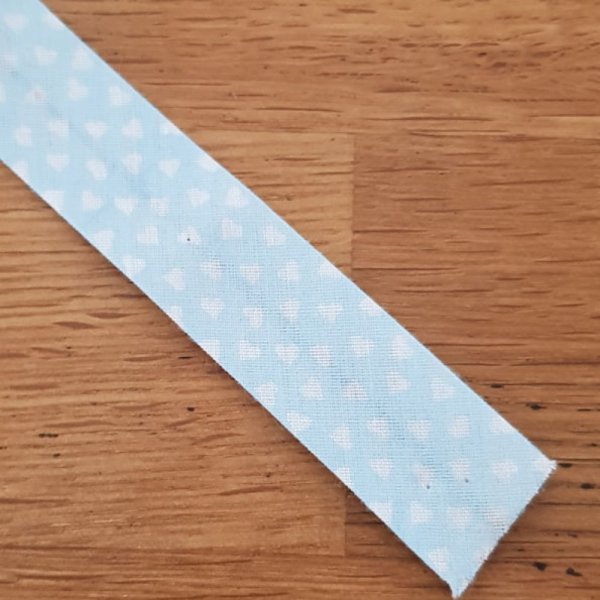 Bias Fancy heart alle textiel 1 Meter kraag 01