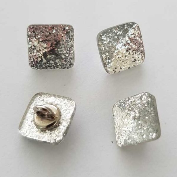 Bouton Argent N&deg;39 de 14 mm Carr&eacute;