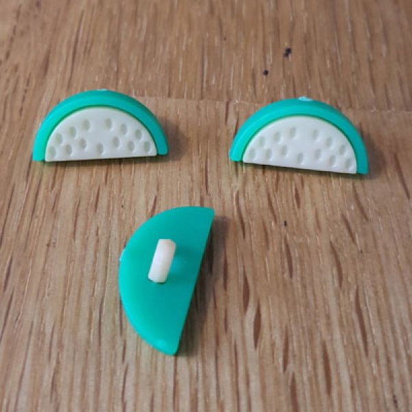 Kinderknoop met watermeloenmotief nr. 08 beige