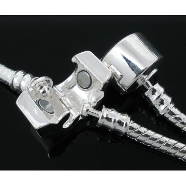 Europese slangenketting armband 3 mm gemagnetiseerd van 17 tot 23 cm