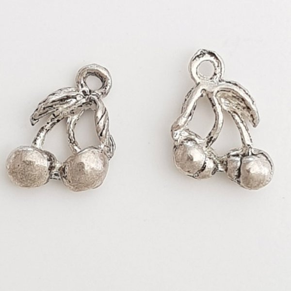 Kersenbedeltje N&deg;03