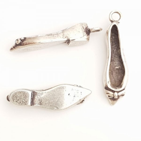 Schoenbedeltje N&deg;32 in Zamak