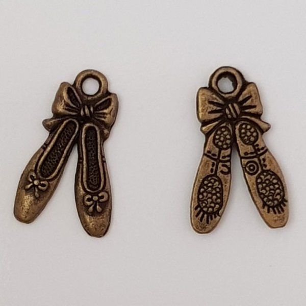 Schoenbedeltje N&deg;25