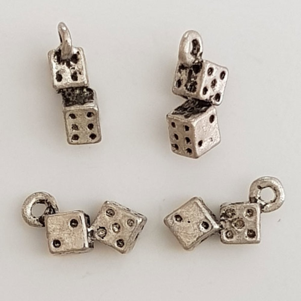 Dobbelsteen bedel zilver