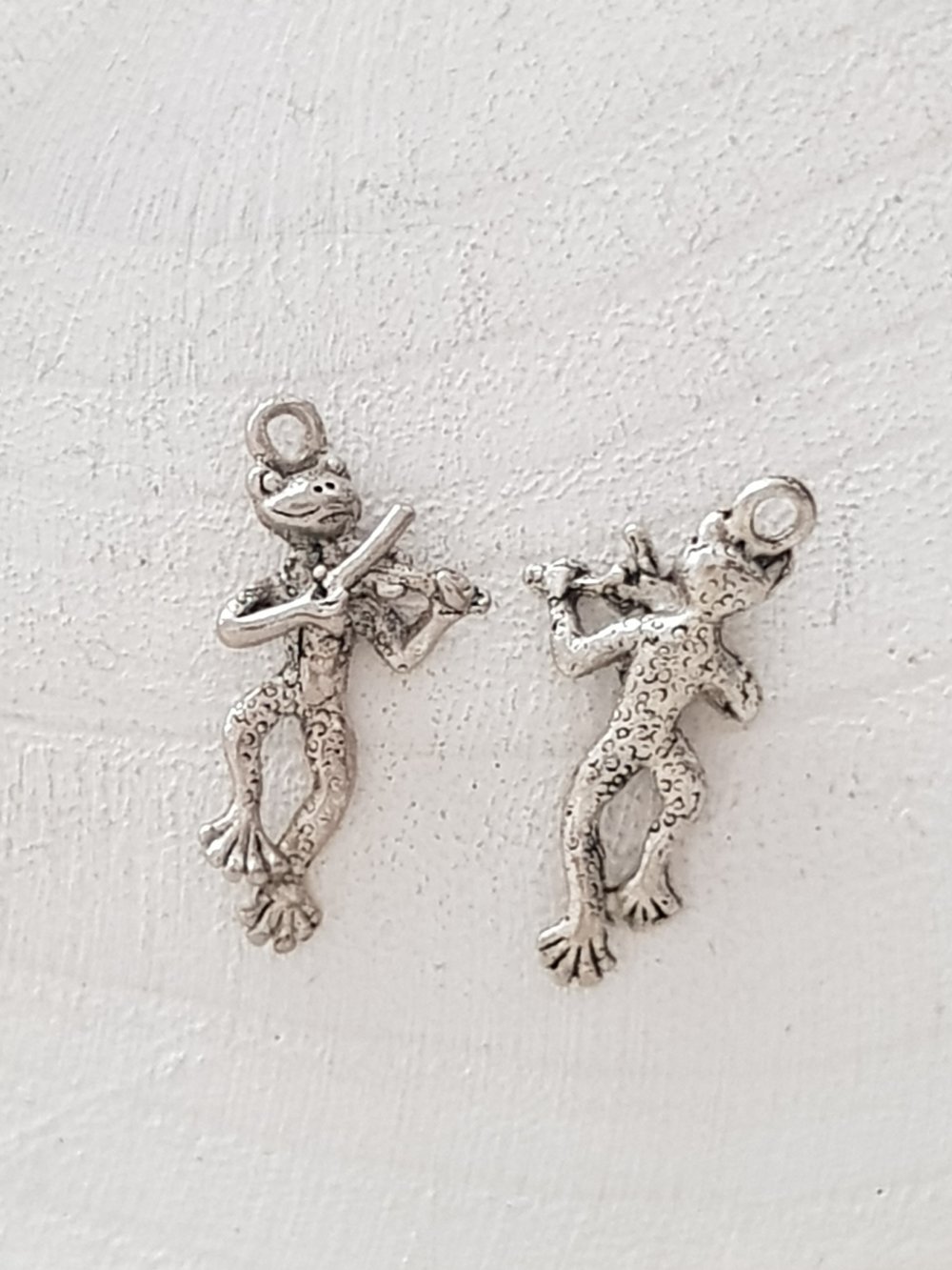 Kikkerbedeltje N&deg;05