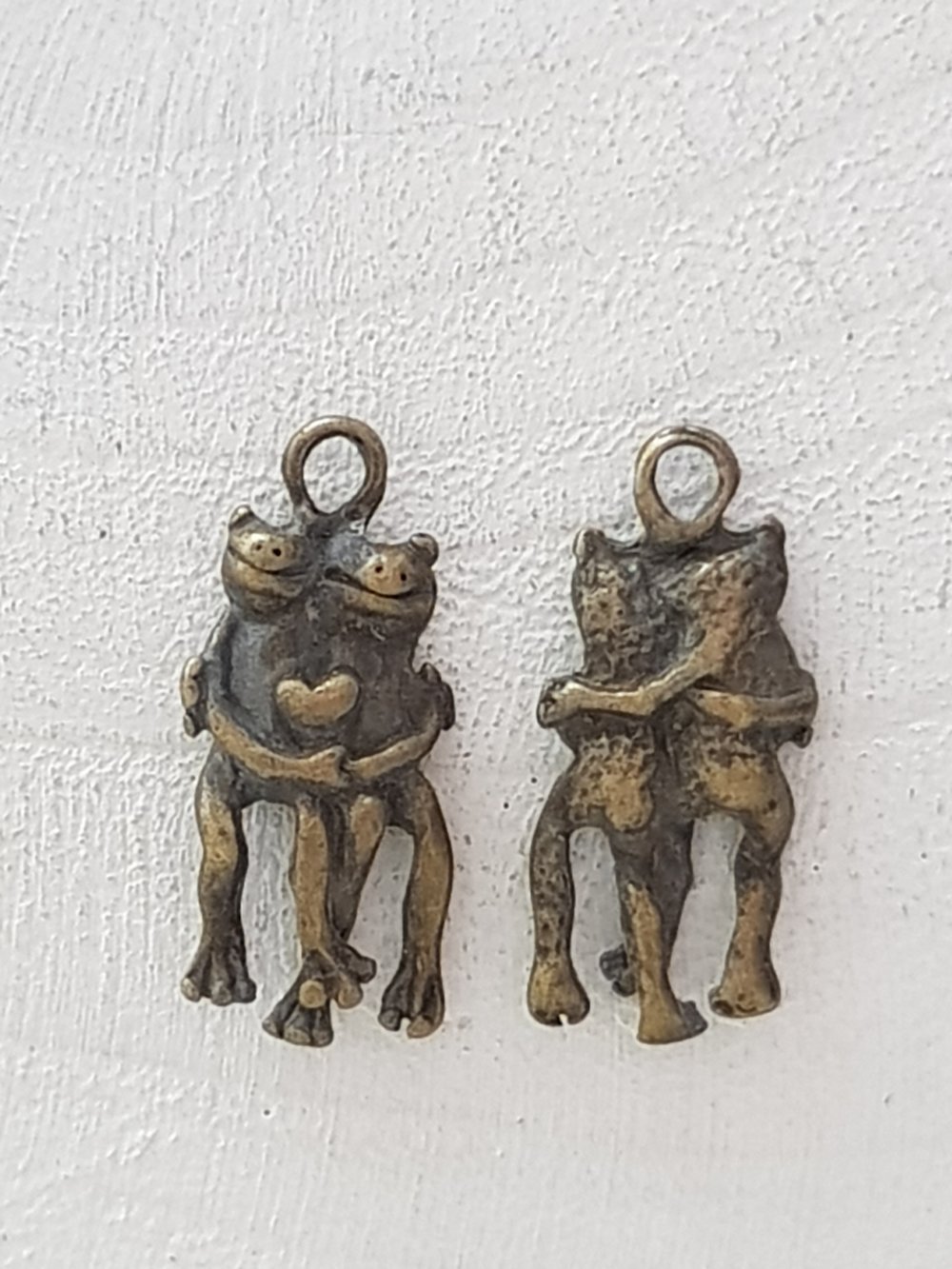 Kikkerbedeltje N°08