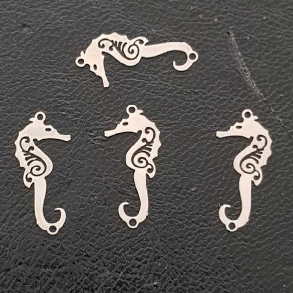 Breloque Hippocampe N&deg;04 Argent