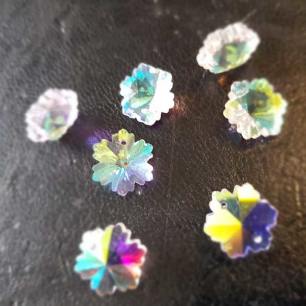 Bloemenhanger in gefacetteerd glas N&deg;02-01