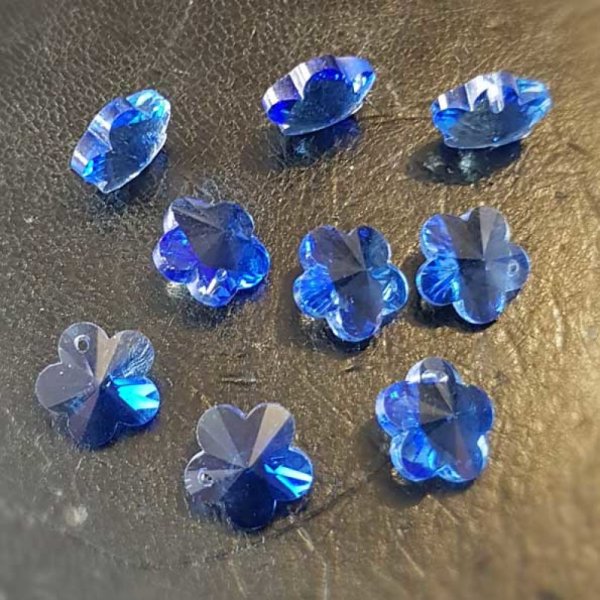 Bloemenhanger van gefacetteerd glas N&deg;04-03