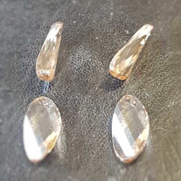 Hanger in gefacetteerde glazen druppel N&deg;02-01