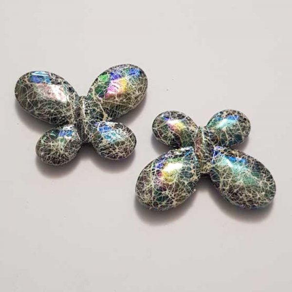 Breloque papillon N&deg;36 Blanc 34 x 44 mm