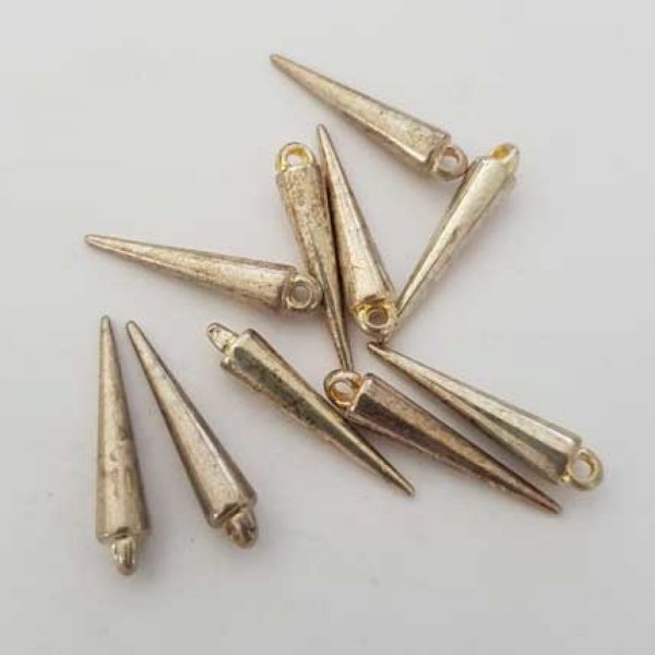 Breloque pic c&ocirc;ne clou argent N&deg;08 23 mm 01