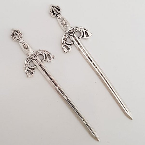 Breloque &Eacute;p&eacute;e Hache de Guerre N&deg;06 Argent