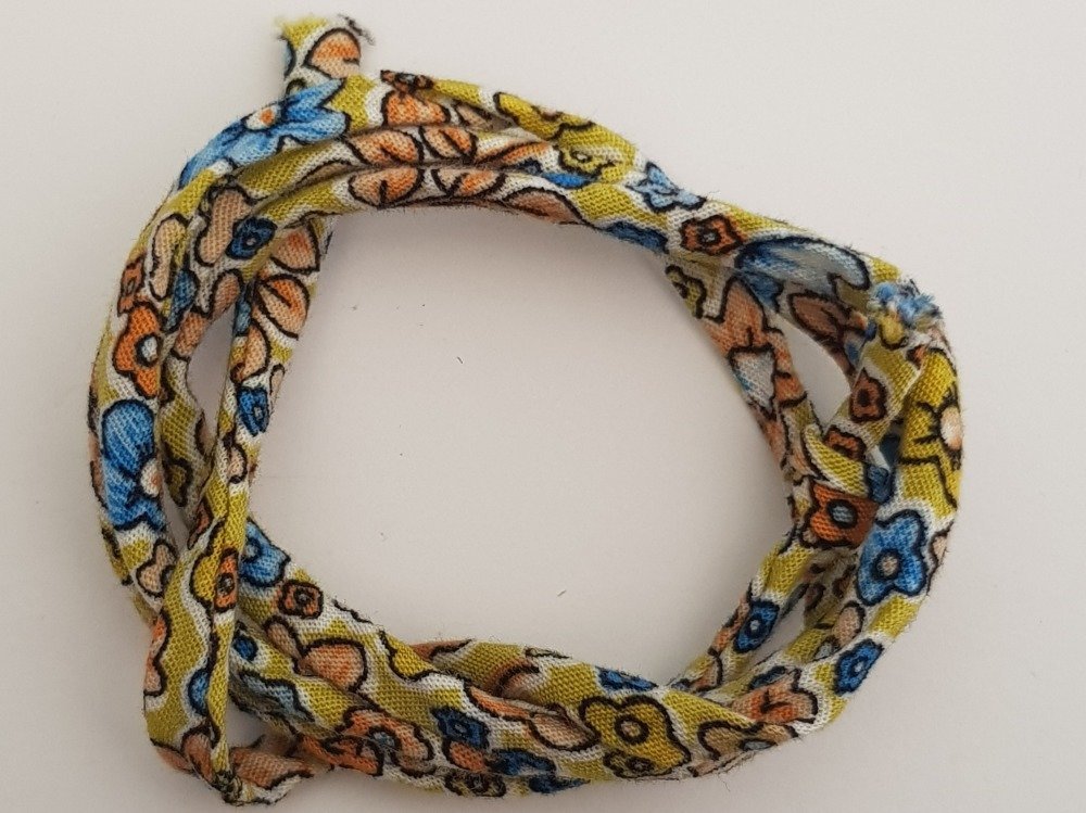 Spaghettikoord vrijheid N°03 per 50 cm.