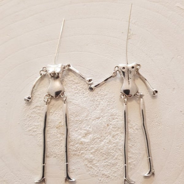 Poppenlichaam in metaal, zilverkleur 9 cm