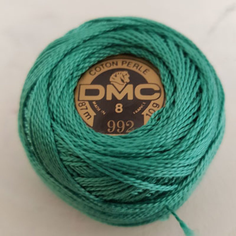 Borduurkatoenen kralen op een klosje, DMC nr. 8 - 10 g