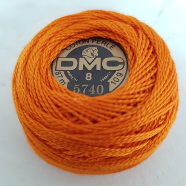 Borduurkatoenen kralen op een klosje, DMC nr. 8 - 10 g