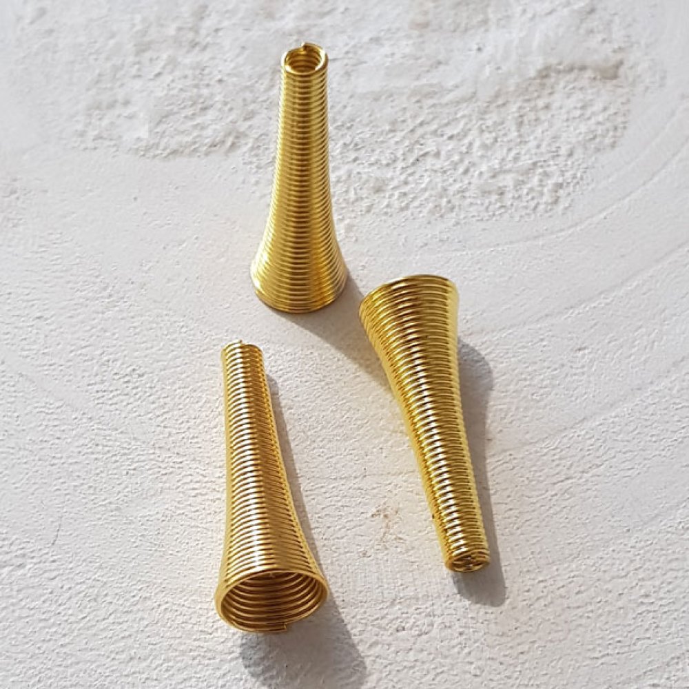 Spiraalvormige kegelbeker N°01 X 2 Stuks Goud.