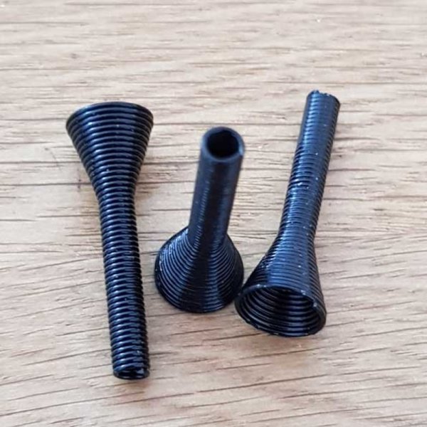 Spiraalvormige kegelbeker N&deg;03 X 2 P-Kleur N&deg;04.