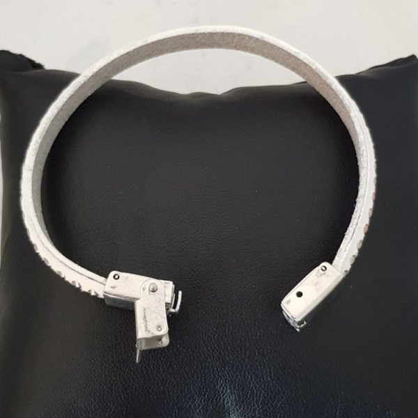 Leder 10 mm Kogelzand met nikkelvrije kogelketting per 20 cm