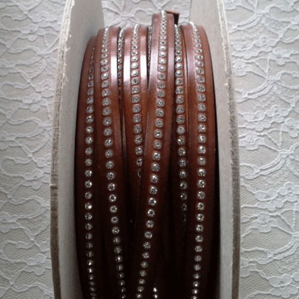 Bruno 10 mm leder Swarovski strass per 20 cm