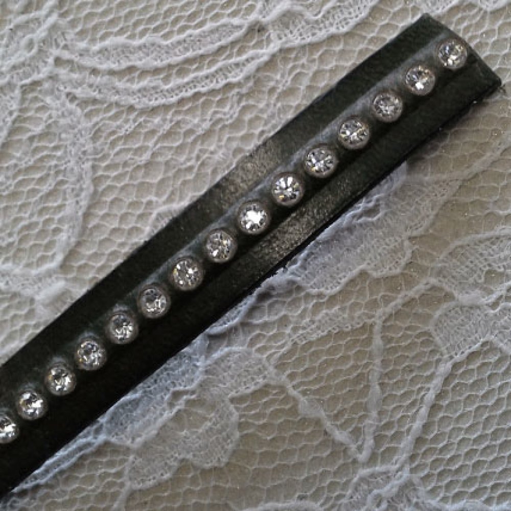 Militair Groen Leder 10 mm Swarovski Strass per 20 cm