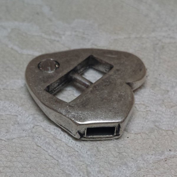 Sluiting 06 mm voor het maken van leren armbanden.