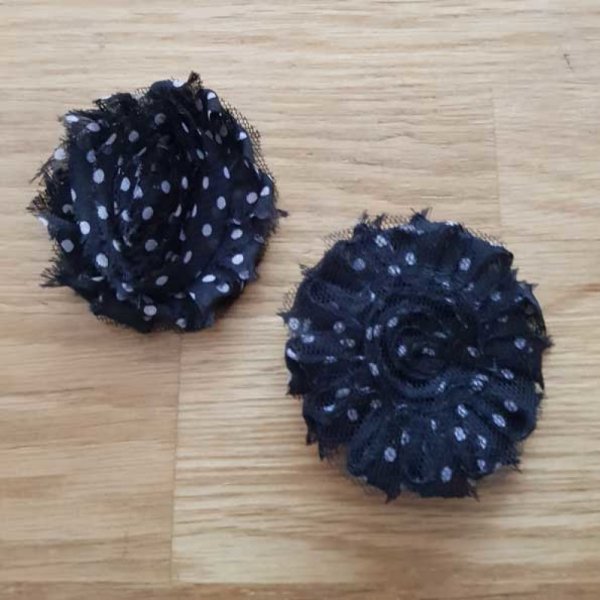 Gerafelde stoffen bloem nr. 42