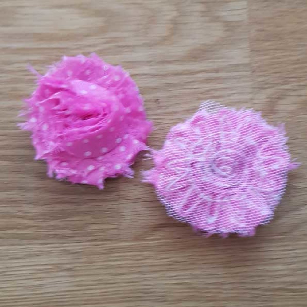 Gerafelde stoffen bloem nr. 25