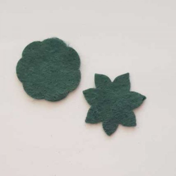 Jolie petite fleur en Feutrine 36 mm N&deg;16-04 x 2 pi&egrave;ces