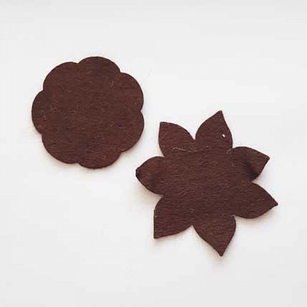 Jolie petite fleur en Feutrine 50 mm et 60 mm N&deg;21-03 x 2 pi&egrave;ces