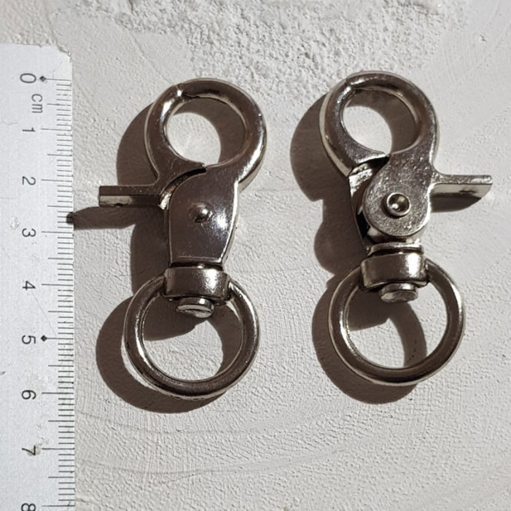 Set van 2 sleutelhangers N°04
