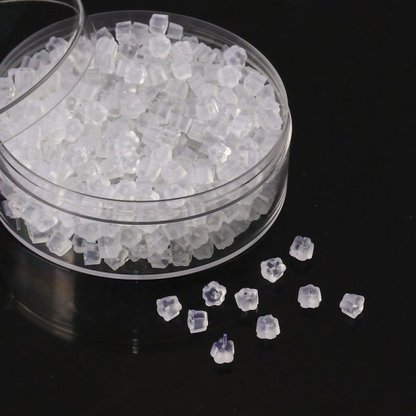 Partij van 600 oordopjes N&deg;01 (d.w.z. 300 paar) voor oorbellen.