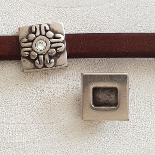 13 mm Zamak nr. 17 zilver doorvoer