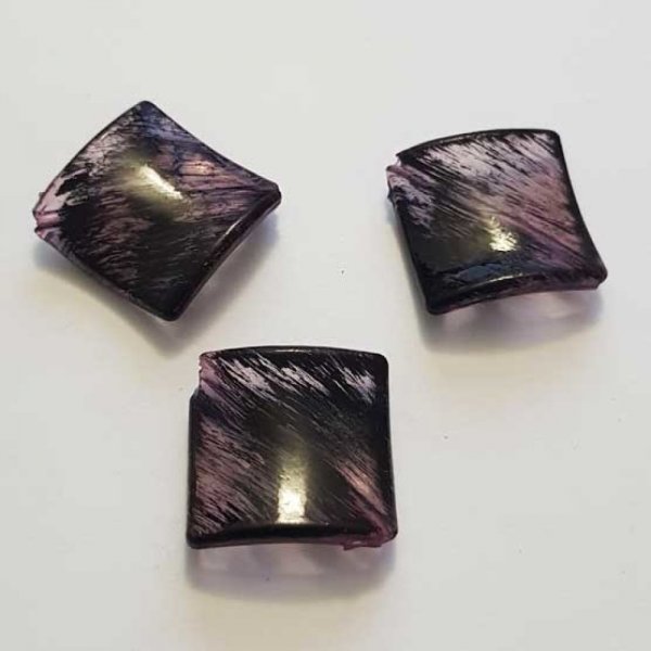 Perle acrylique carr&eacute; rose 29 mm