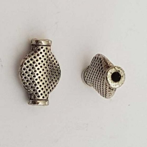 Perle divers en m&eacute;tal argent&eacute; 009