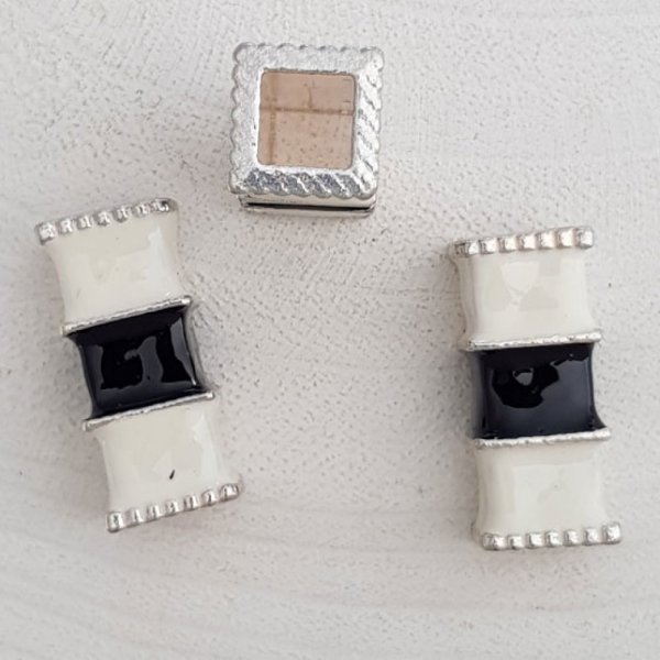 Zilveren buis kraal N&deg;17