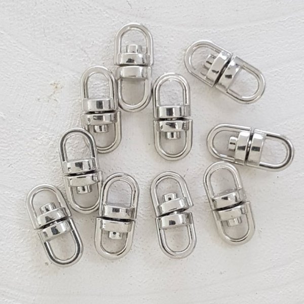 Zilveren roterende sleutelhanger