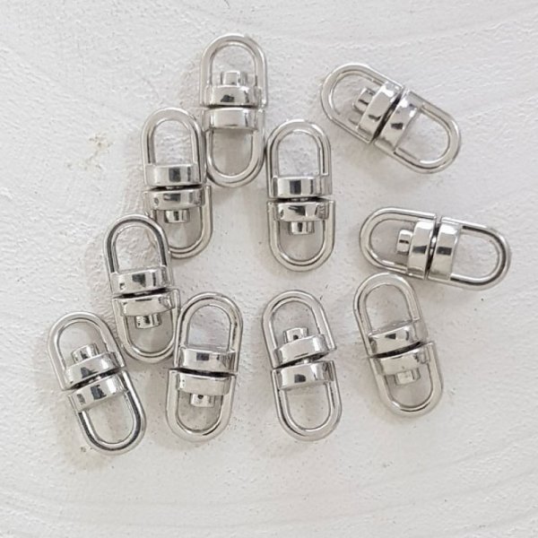 Zilveren roterende sleutelhanger